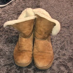 Chestnut low rise uggs